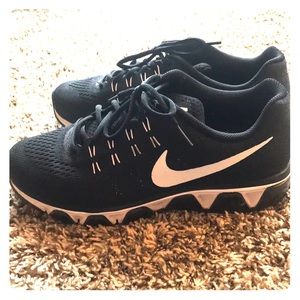 Nike Women’s Tailwind 8s.